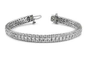 Round-and-Princess-Diamond-Bracelet edit