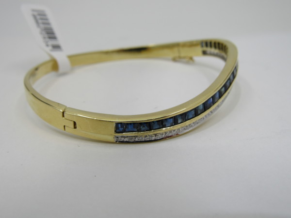 18k Diamond & Sapphire Bangle Bracelet